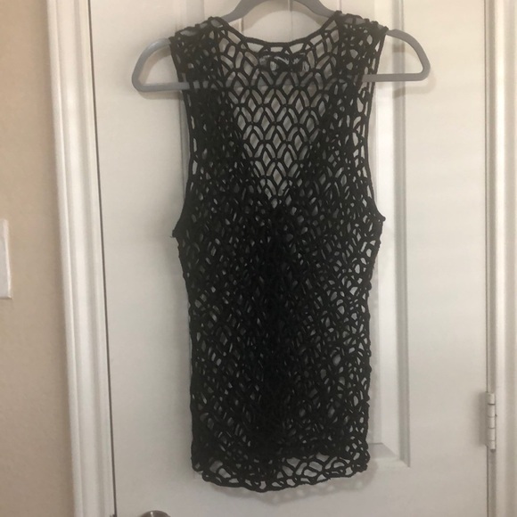 Vest - Picture 2 of 5